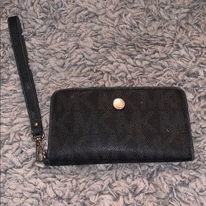 Michael Kors Wristlet